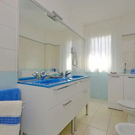 Appartement Beachside Flat With Spacious Balcony